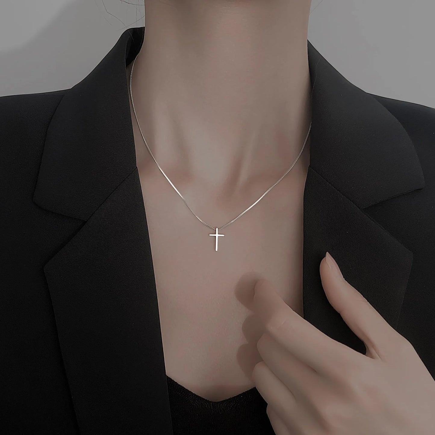 Wholesale New Fashion Jewelry Chain 925 Silver Cross Necklace for Women
