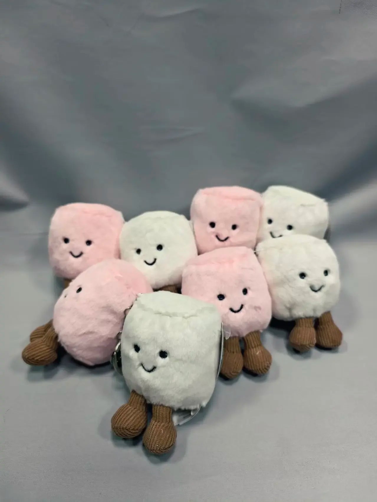 new Beautiful hanging bags, cute plush toys, creative keychains, matching plush dolls, beautiful key pendant accessories gifts S