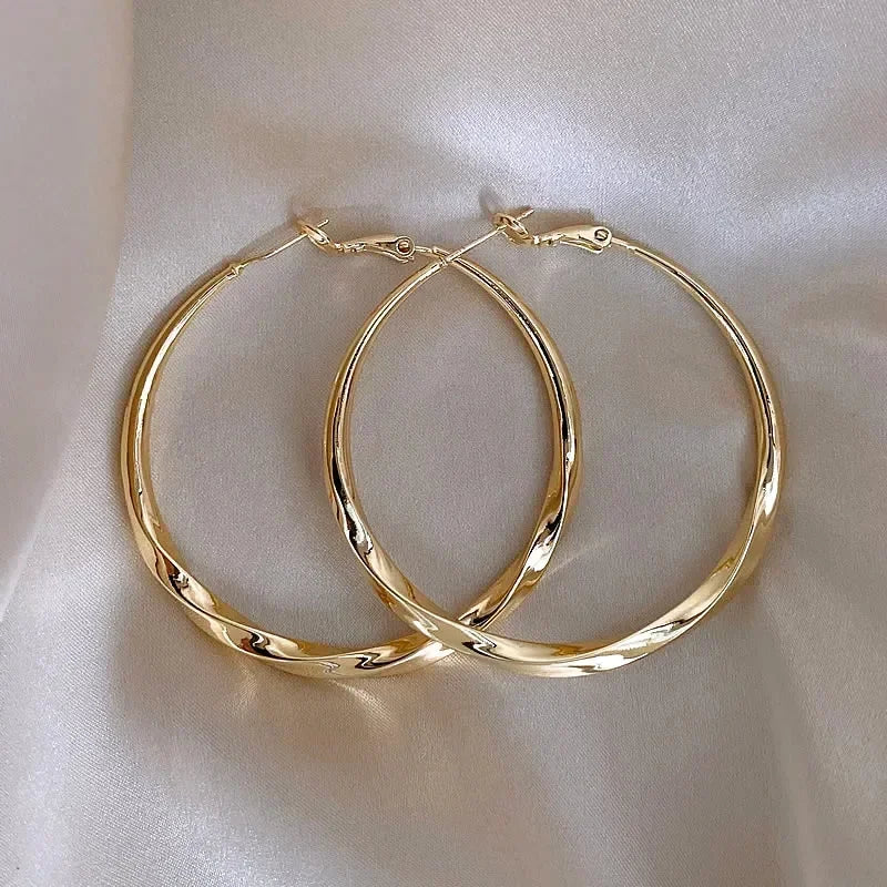 Shevalues Women Classic Earring Lady Gold Color Hoop Earring Girls Simple Style Small Ear Studs Jewelry Gifts New Ear Rings