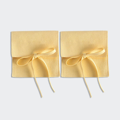 10pcs Velvet Jewelry Packaging Pouches Chic Wedding Favor Bags Cream microfiber Cosmetic Bags Product Package Wedding Gift Bag