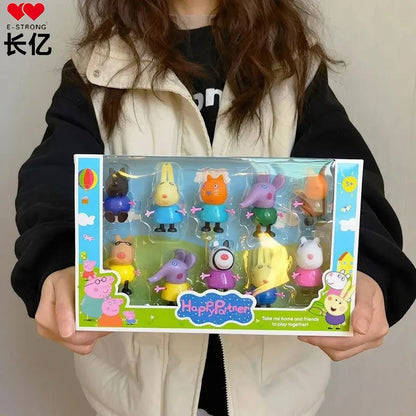E－STRONG NEW Peppa Pig Full Set of Dolls for Playing House, Peppa Pig Family of Four Character Figurine Toy Gift Box Set