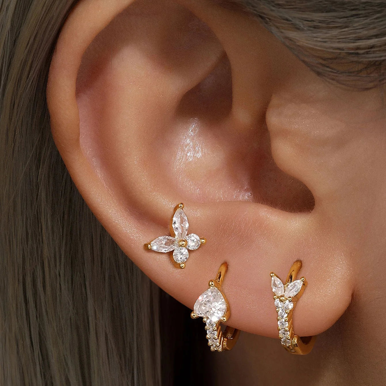 3PCS Gold Plated Zircon Butterfly Hoop Earring Set Women Shiny Crystal Stackable Cartilage Piercing Earring Hypoallergen Jewelry