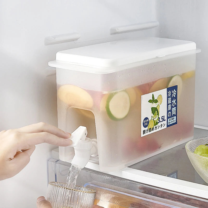 3.5L Water Kettle With Faucet Beverage Dispenser Cold Juice Lemonade Drinks Bucket Liquid Storage Tank Outdoor Fridge Organizers